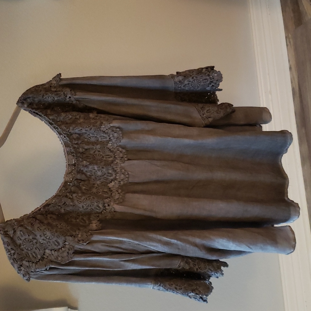 L Ma Belle brand medium blouse